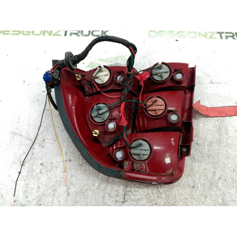 Recambio de piloto trasero izquierdo para kia shuma ii 1.6 ls berlina portón referencia OEM IAM 0K2SA51160A  