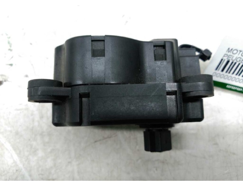 Recambio de motor regulador climatizacion para peugeot 407 sport referencia OEM IAM 4PUH-19E616-AC  