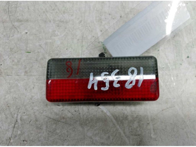 Recambio de luz interior para peugeot 407 sport referencia OEM IAM  PTA. DEL. DCHA. 