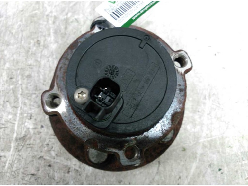 Recambio de buje trasero derecho para ford focus berlina (cap) ambiente (d) referencia OEM IAM   
