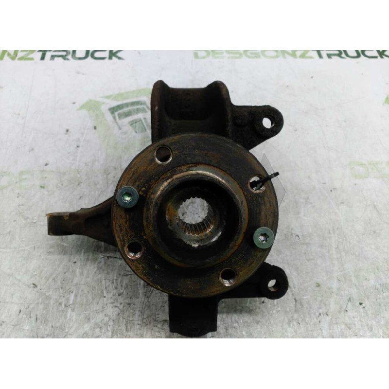 Recambio de mangueta delantera derecha para renault megane ii berlina 5p confort authentique referencia OEM IAM 8200212435  