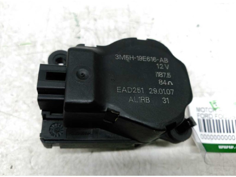 Recambio de motor regulador climatizacion para ford focus berlina (cap) ambiente (d) referencia OEM IAM 3M5H19E616AB  