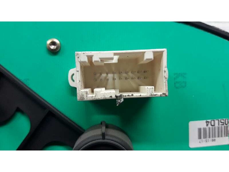 Recambio de cuadro instrumentos para peugeot 206 berlina xt referencia OEM IAM 9656696680  