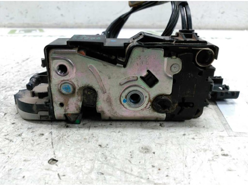 Recambio de cerradura puerta delantera derecha para peugeot 207 x-line referencia OEM IAM 24094158 24095158 24093158