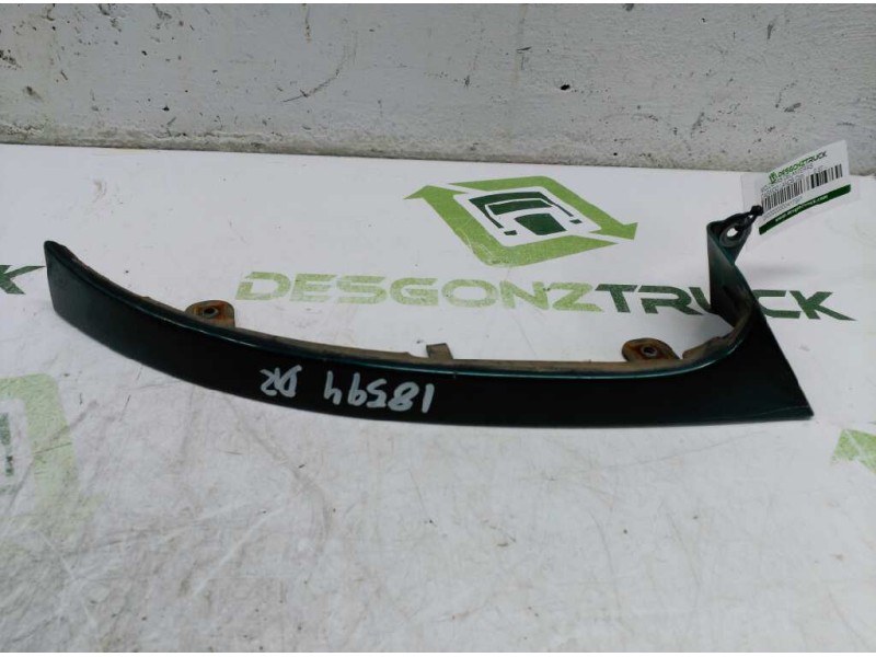 Recambio de molduras delanteras para daewoo lanos cool referencia OEM IAM  DERECHA BAJO FARO