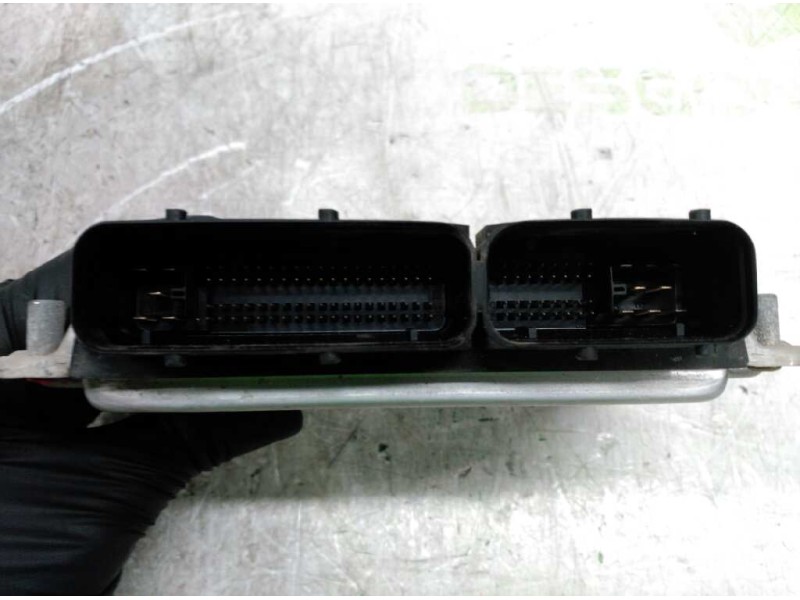 Recambio de centralita motor uce para seat leon (1m1) signo referencia OEM IAM 038906012BT 0281010229 BOSCH