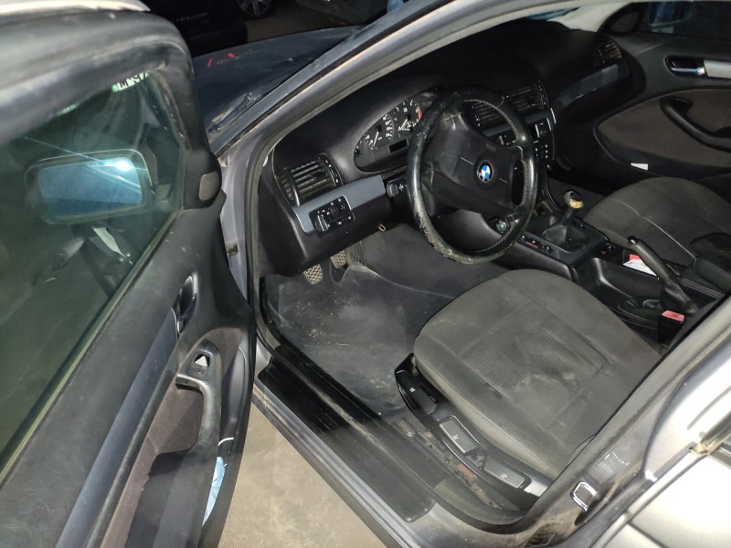 bmw serie 3 berlina (e46) del año 2004