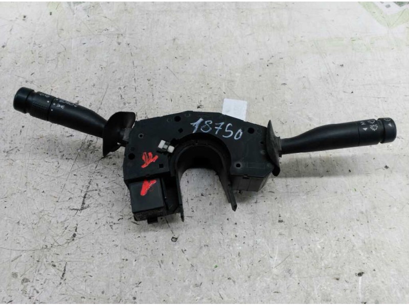 Recambio de mando multifuncion para ford fiesta berl./courier surf referencia OEM IAM 94FG13335D1A  