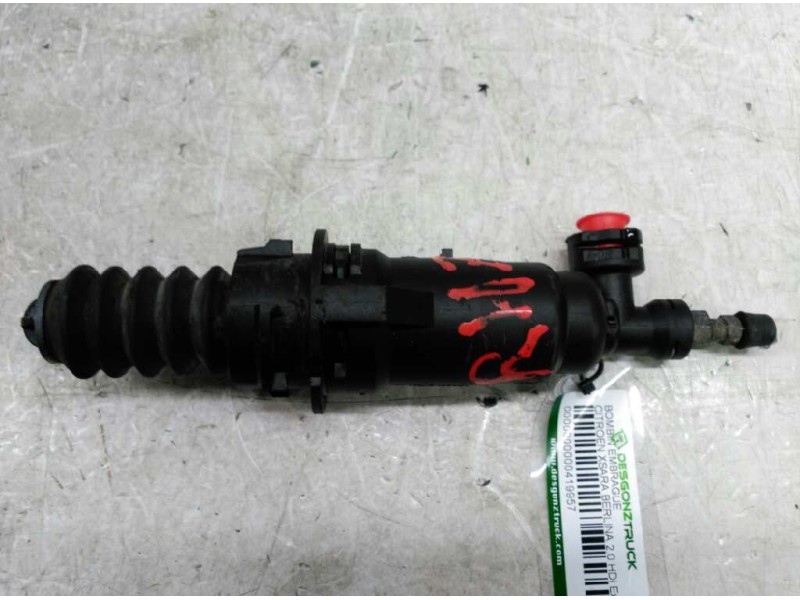 Recambio de bombin embrague para citroen xsara berlina 2.0 hdi exclusive (80kw) referencia OEM IAM   