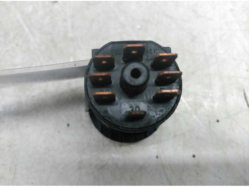 Recambio de warning para opel kadett e california berlina referencia OEM IAM 50212800  