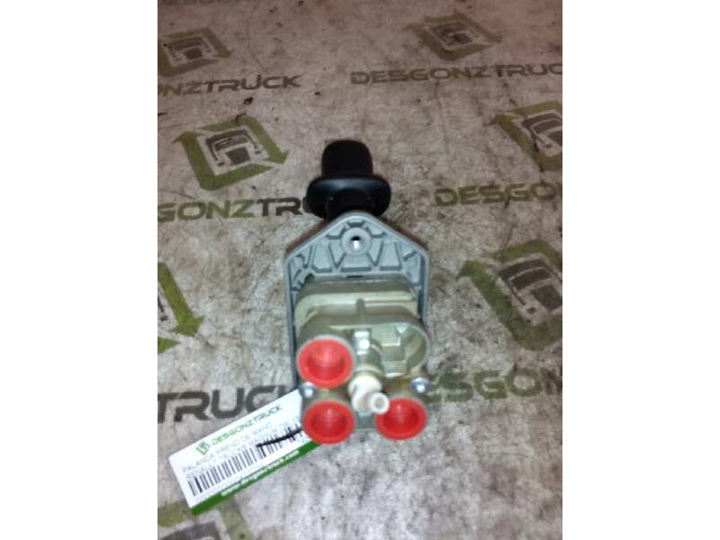 Recambio de palanca freno de mano para renault magnum ab 2005 cabina adel.tractor semirr. gv  4x2 4xx.18 gran espacio referencia