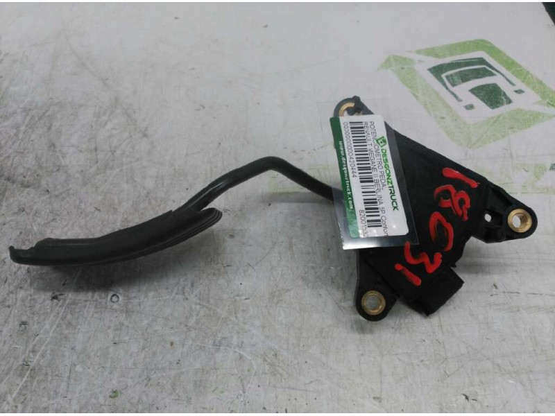 Recambio de potenciometro pedal para renault megane ii berlina 5p confort authentique referencia OEM IAM 3322067J02000  