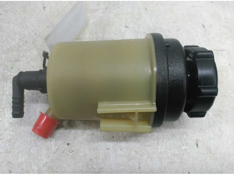 Recambio de deposito de direccion para ford mondeo ber. (ca2) trend x referencia OEM IAM 6G913R700DB  
