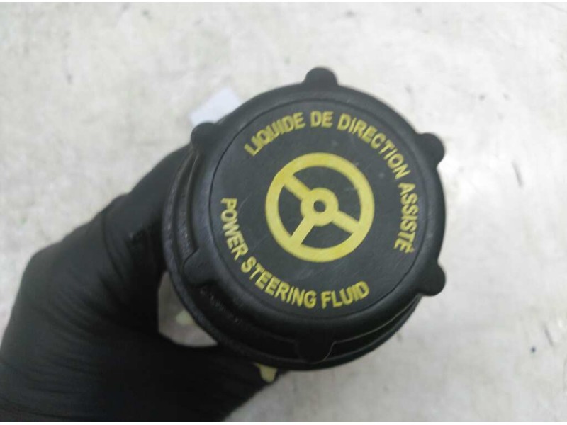 Recambio de deposito de direccion para ford mondeo ber. (ca2) trend x referencia OEM IAM 6G913R700DB  