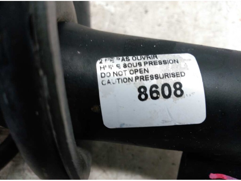 Recambio de amortiguador delantero izquierdo para peugeot 206 berlina x-line referencia OEM IAM   