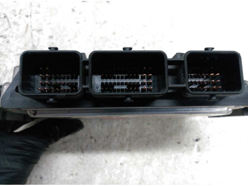 Recambio de centralita motor uce para peugeot 206 berlina x-line referencia OEM IAM 9647785580 0281010707 