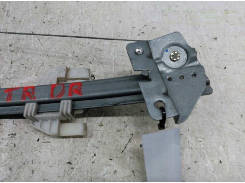 Recambio de elevalunas trasero derecho para peugeot 206 berlina x-line referencia OEM IAM 922452  