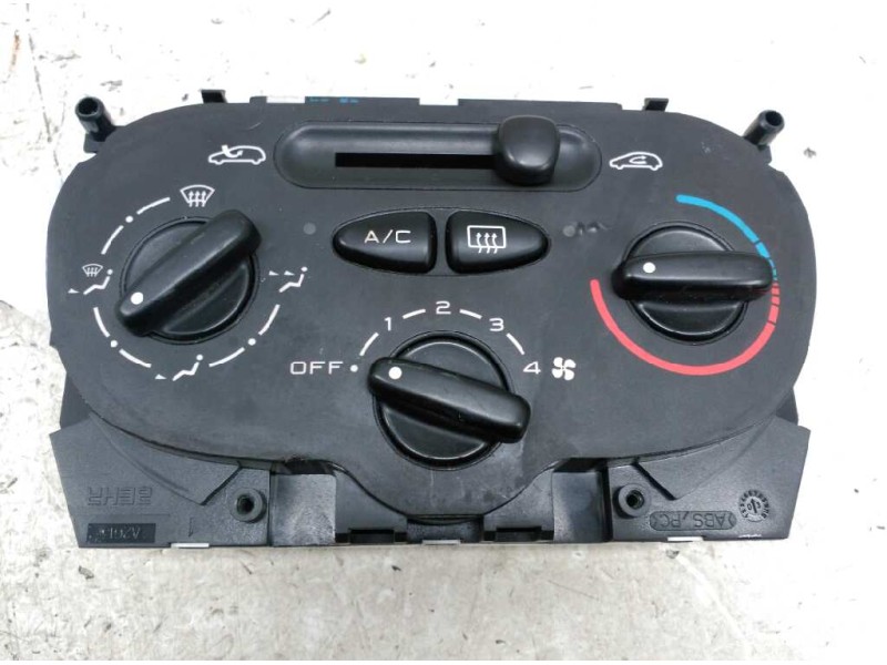 Recambio de mando calefaccion / aire acondicionado para peugeot 206 berlina x-line referencia OEM IAM BEHR99210  