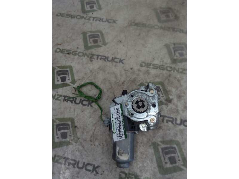 Recambio de motor elevalunas delantero derecho para iveco trucks daily 35s12 referencia OEM IAM   