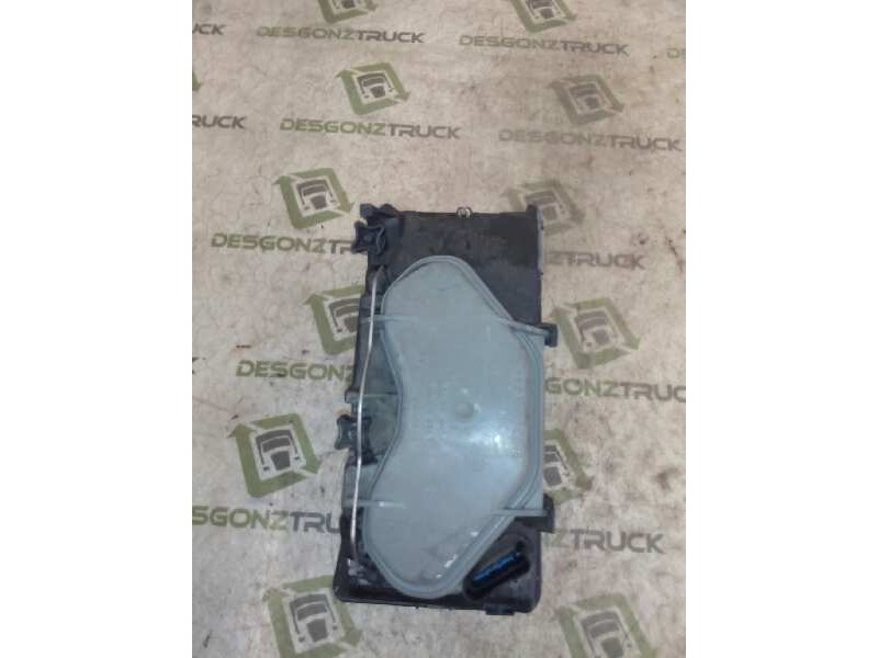 Recambio de faro izquierdo para iveco trucks daily 35s12 referencia OEM IAM   