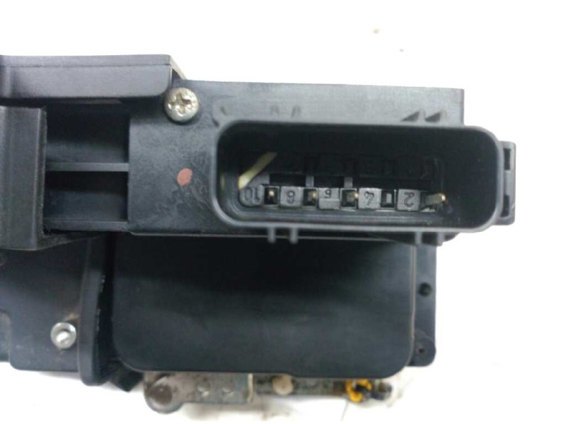 Recambio de cerradura puerta trasera derecha para ford fiesta (cbk) ghia referencia OEM IAM   