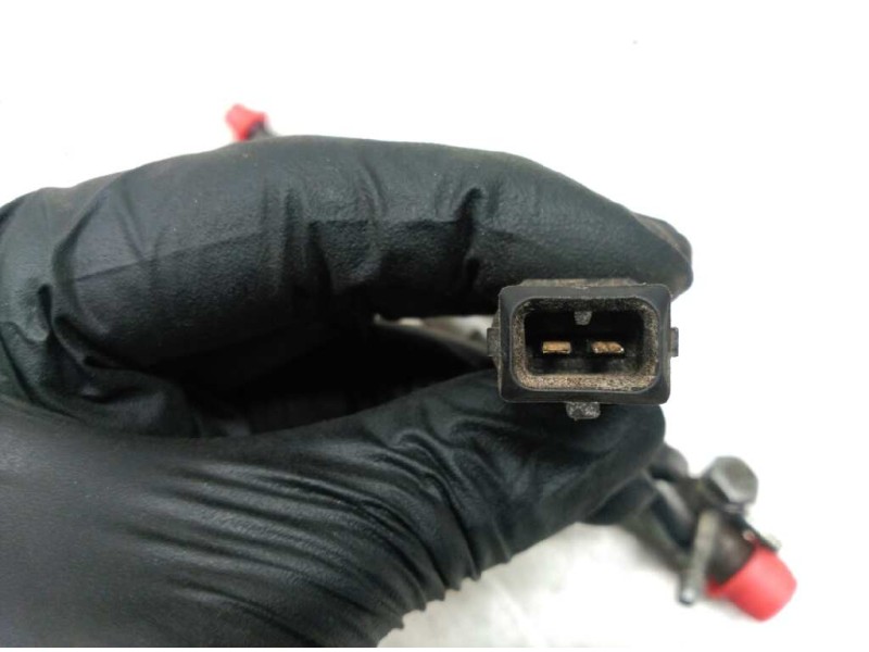 Recambio de inyector para mg rover serie 400 (rt) 420 d (5-ptas.) referencia OEM IAM KBAL70P45 CON CABLE 