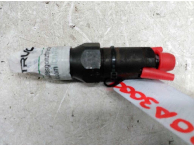 Recambio de inyector para peugeot 205 berlina xad / xad multi referencia OEM IAM LCR6730705D  