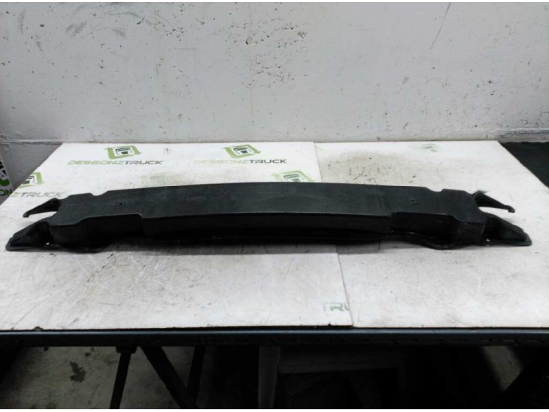 Recambio de refuerzo paragolpes delantero para kia shuma 1.5 comfort 5 berlina referencia OEM IAM 0K2B150071  