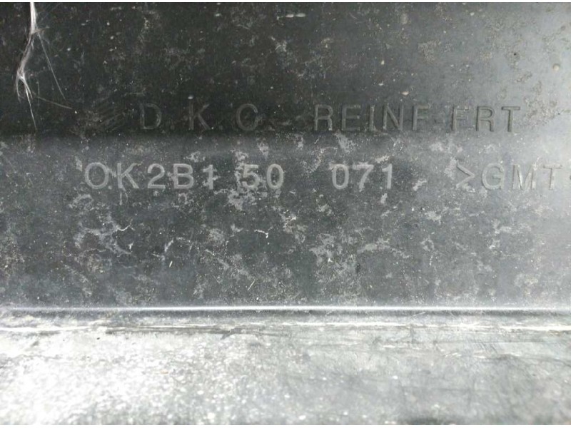 Recambio de refuerzo paragolpes delantero para kia shuma 1.5 comfort 5 berlina referencia OEM IAM 0K2B150071  