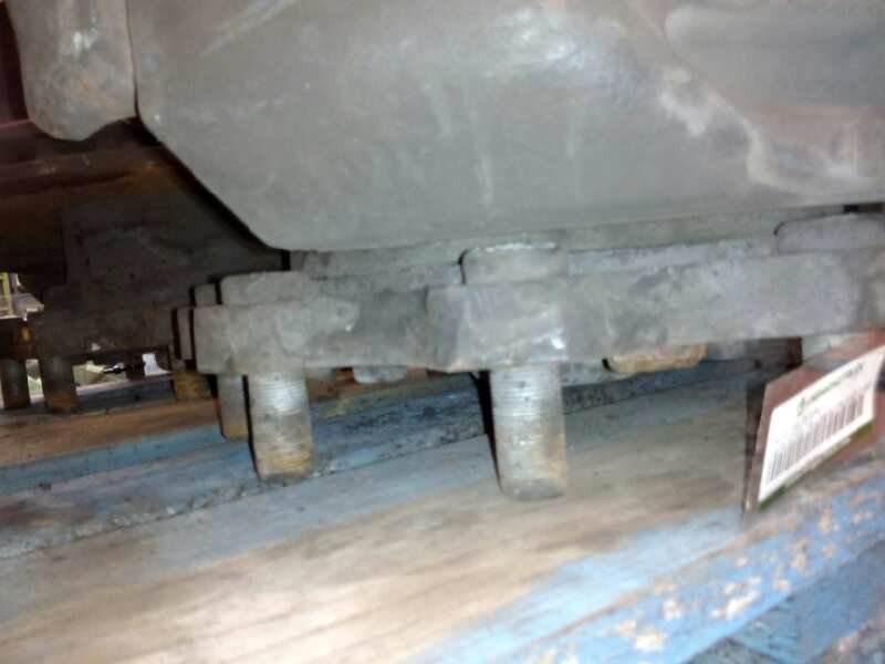 Recambio de buje delantero para mercedes trucks actros mp 2/ mp 3 1843 ls (428cv) referencia OEM IAM   