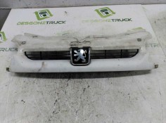 Recambio de rejilla delantera central para peugeot partner (s1) break referencia OEM IAM 9618254777  