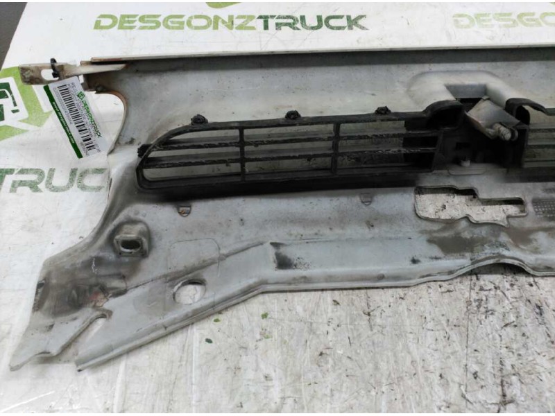 Recambio de rejilla delantera central para peugeot partner (s1) break referencia OEM IAM 9618254777  
