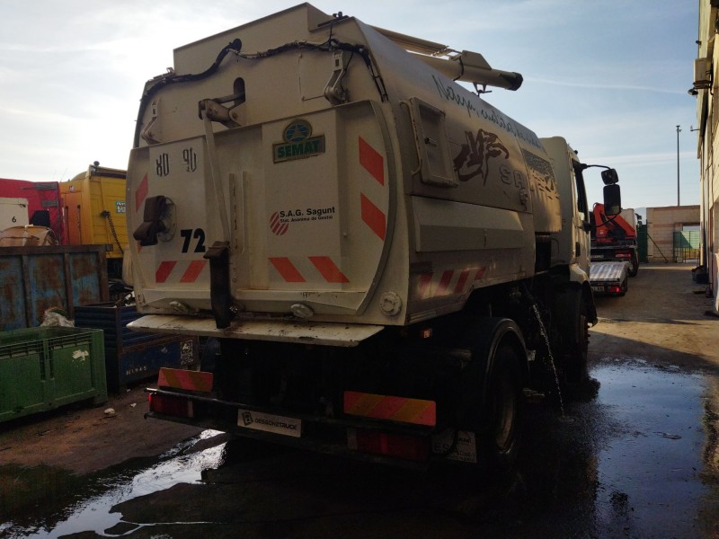 renault midlum del año 2004