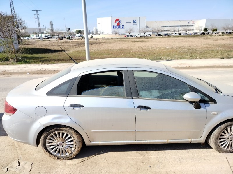 fiat linea (323_, 110_) del año 2006