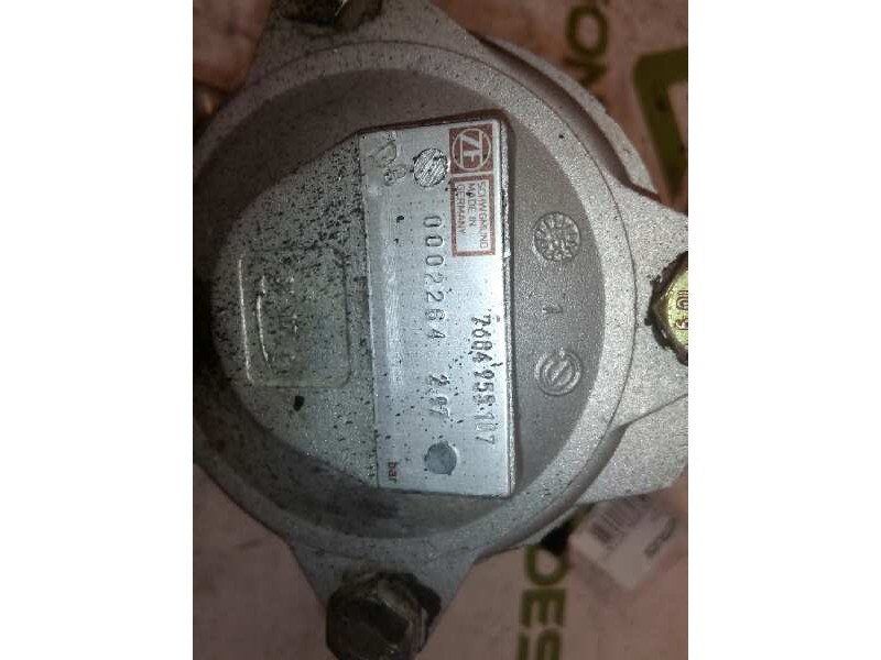 Recambio de bomba servodireccion para nissan trucks l80.09 bomba rotativa con compresor referencia OEM IAM 7684955107 0002264 