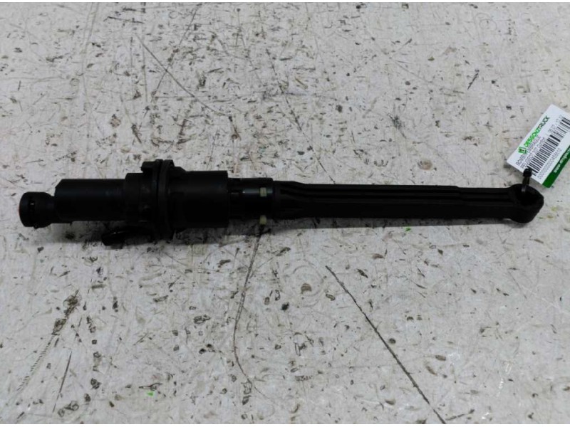 Recambio de bombin embrague para peugeot 207 confort referencia OEM IAM 9672094480  