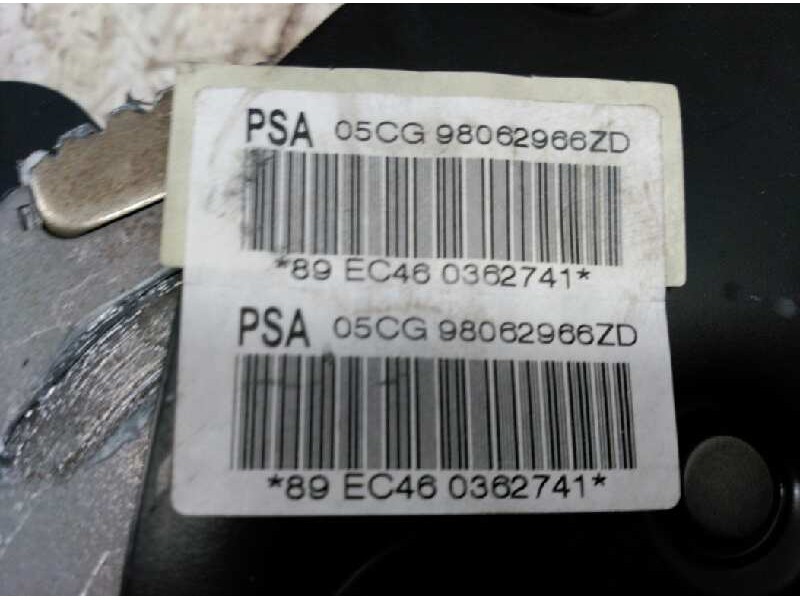 Recambio de palanca freno de mano para peugeot 207 confort referencia OEM IAM 98062966ZD  