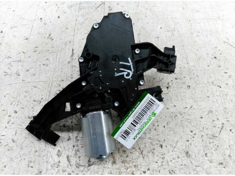 Recambio de motor limpia trasero para peugeot 207 confort referencia OEM IAM 0390201813  