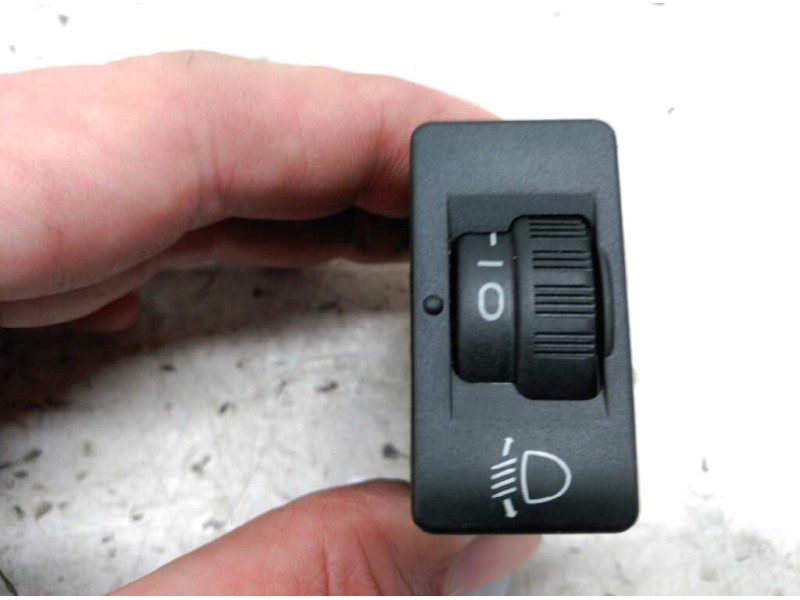 Recambio de mando regulador de faros para peugeot 207 confort referencia OEM IAM 96384422XT  