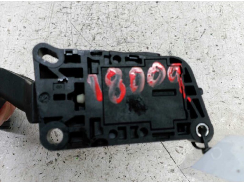 Recambio de potenciometro pedal para peugeot 207 confort referencia OEM IAM 9671433680  