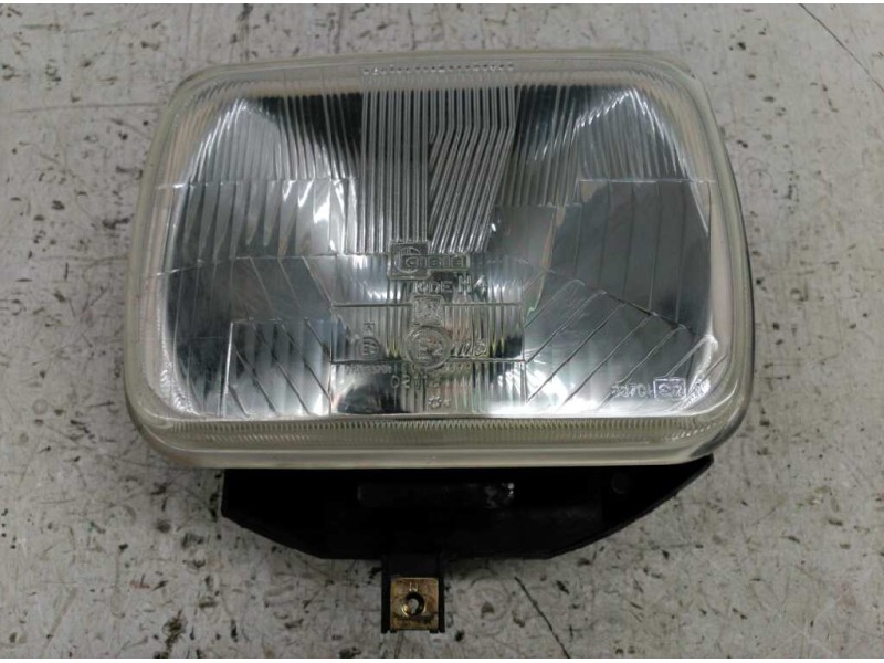 Recambio de faro izquierdo para renault rapid/express (f40) 1.4 familiar (f402/40m) referencia OEM IAM   