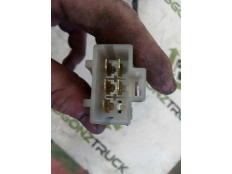 Recambio de motor limpia delantero para nissan trucks cabstar e 110.35 referencia OEM IAM 28810  