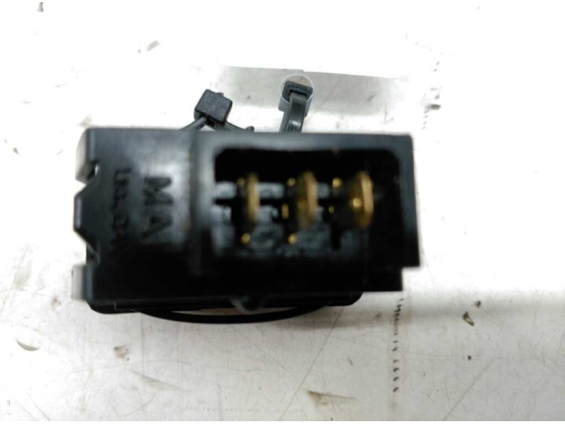 Recambio de boton antiniebla trasero para renault rapid/express (f40) 1.4 familiar (f402/40m) referencia OEM IAM   