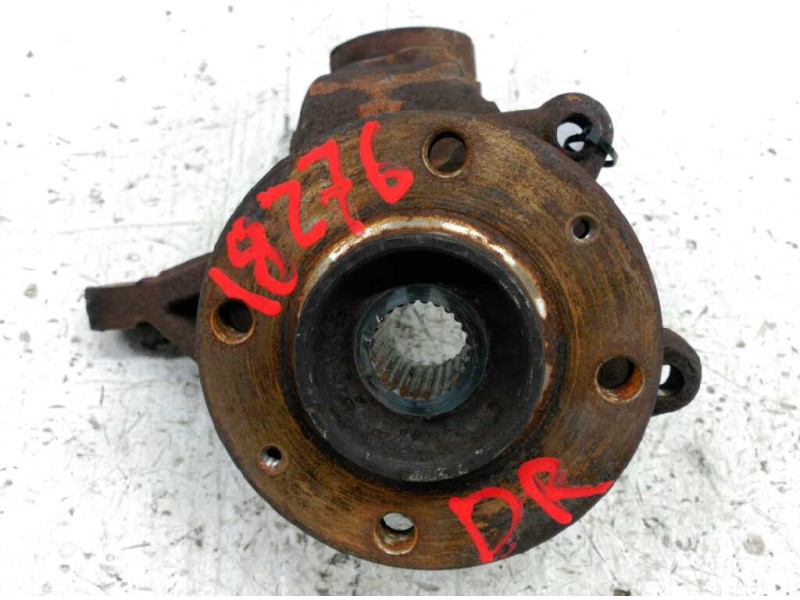 Recambio de mangueta delantera derecha para citroen xsara berlina 1.6 16v chrono referencia OEM IAM   