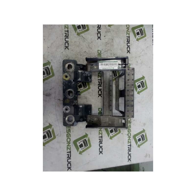Recambio de soporte para daf serie xf105.xxx fsa 4x2 space-cab referencia OEM IAM 1735004  PELDAÑO FRONTAL