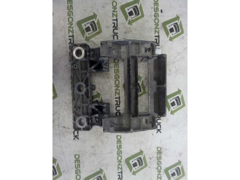 Recambio de soporte para daf serie xf105.xxx fsa 4x2 space-cab referencia OEM IAM 1735004  PELDAÑO FRONTAL