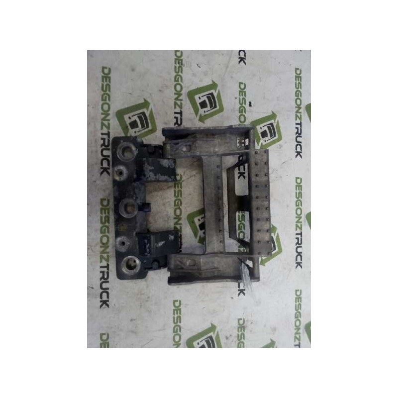 Recambio de soporte para daf serie xf105.xxx fsa 4x2 space-cab referencia OEM IAM 1735004  PELDAÑO FRONTAL