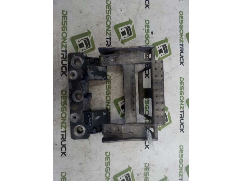 Recambio de soporte para daf serie xf105.xxx fsa 4x2 space-cab referencia OEM IAM 1735004  PELDAÑO FRONTAL