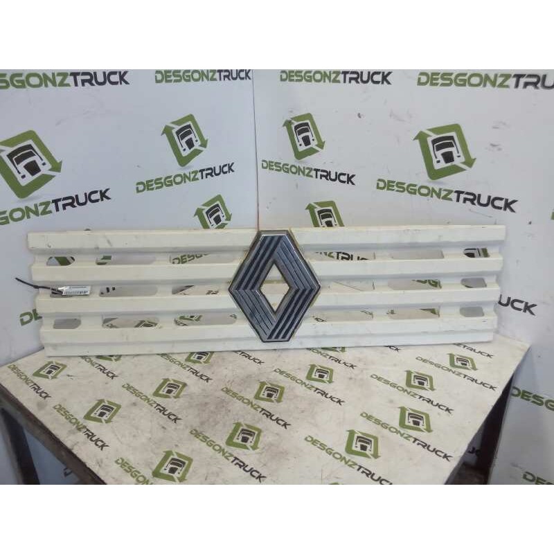 Recambio de calandra para renault trucks midliner m 230.13/c, m 230.13/d (226cv) referencia OEM IAM   
