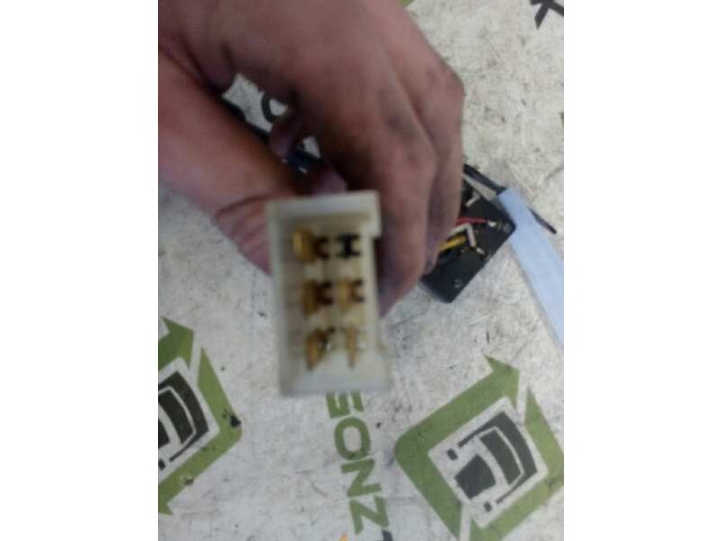 Recambio de mando limpia para nissan trucks m 140.17 referencia OEM IAM   